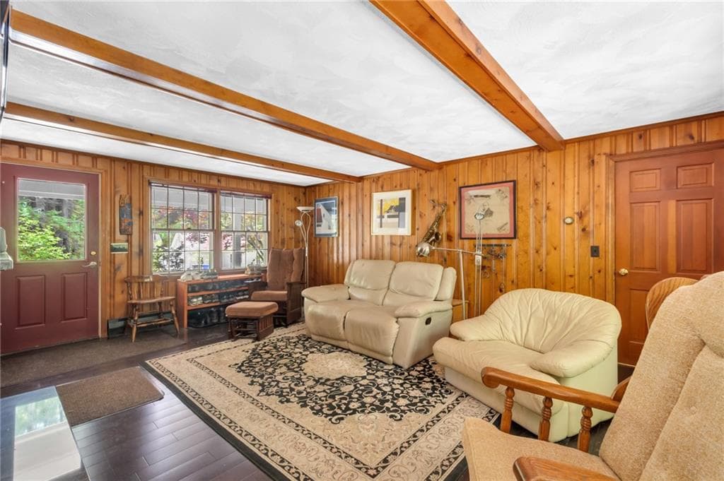 12 Howard Road photo 20