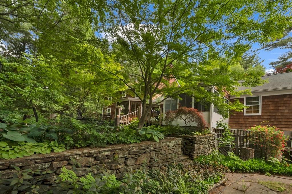 12 Howard Road photo 48