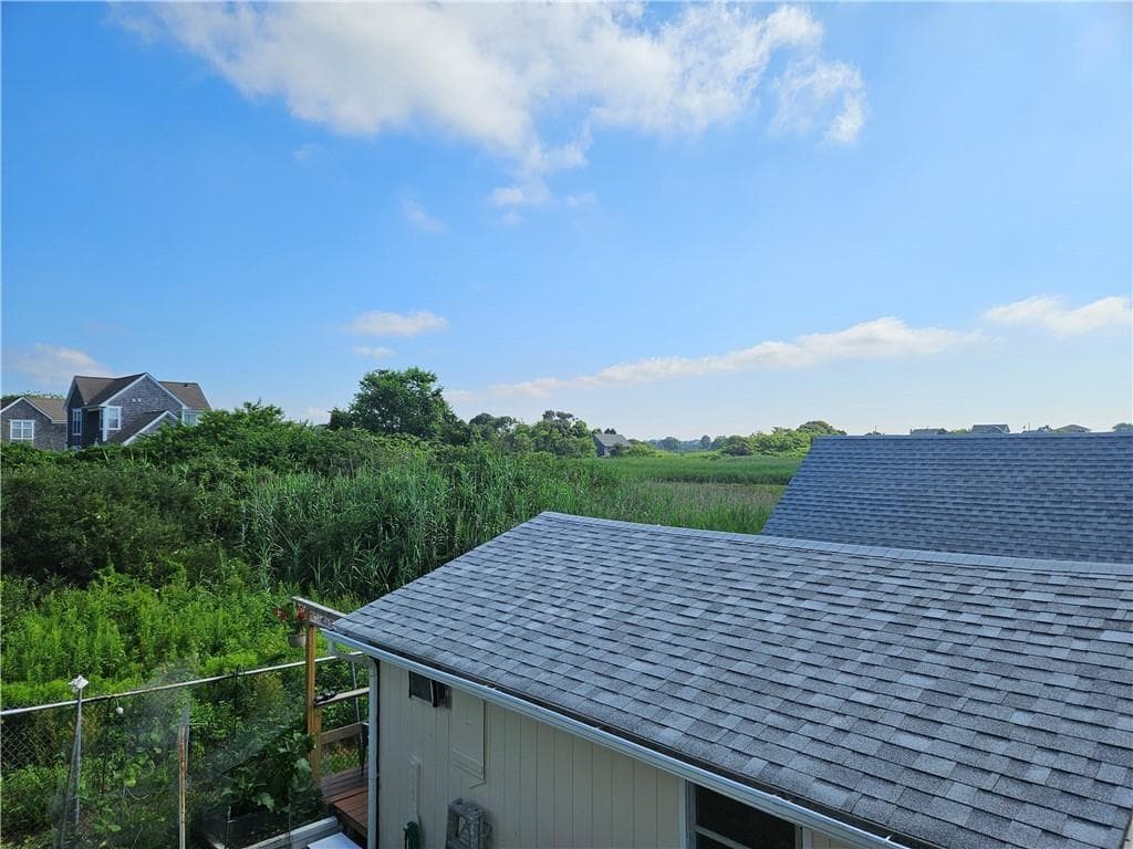 854 L30 Matunuck Beach Road photo 17