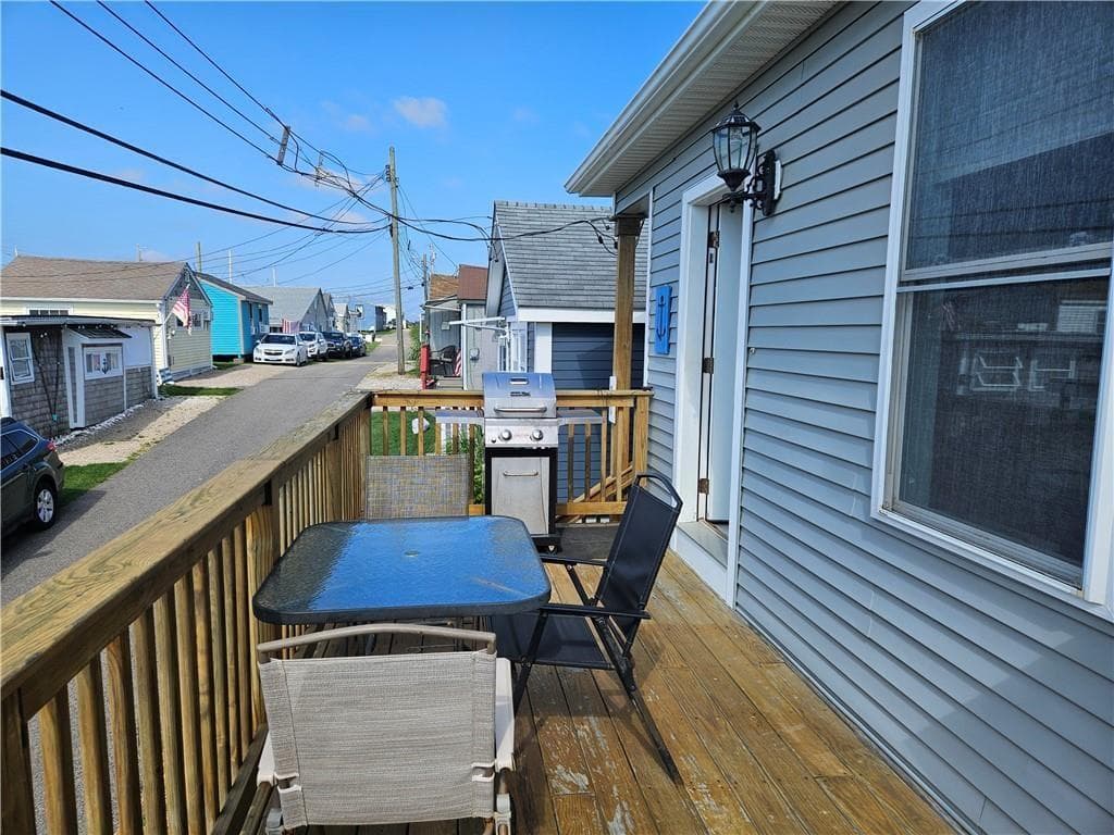854 L30 Matunuck Beach Road photo 15