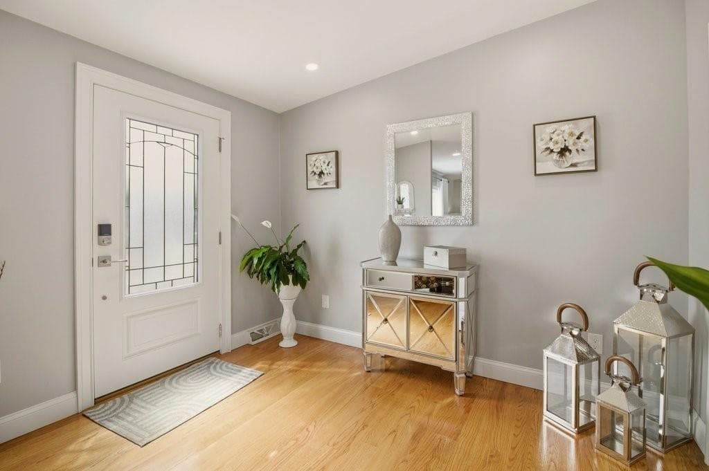 137 Lark Lane photo 18