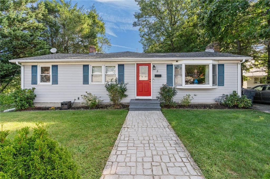 5 Woodbine Street