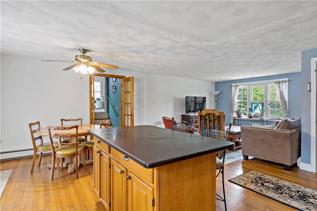 57 SHEILA Drive photo 23
