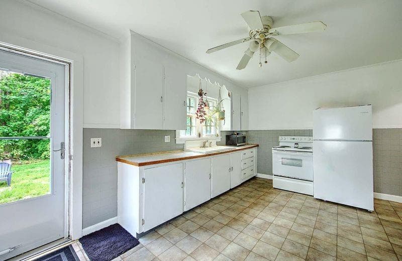 Condominium at 30 Paddy Hill Rd Road, South Kingstown, photo 7 of 22