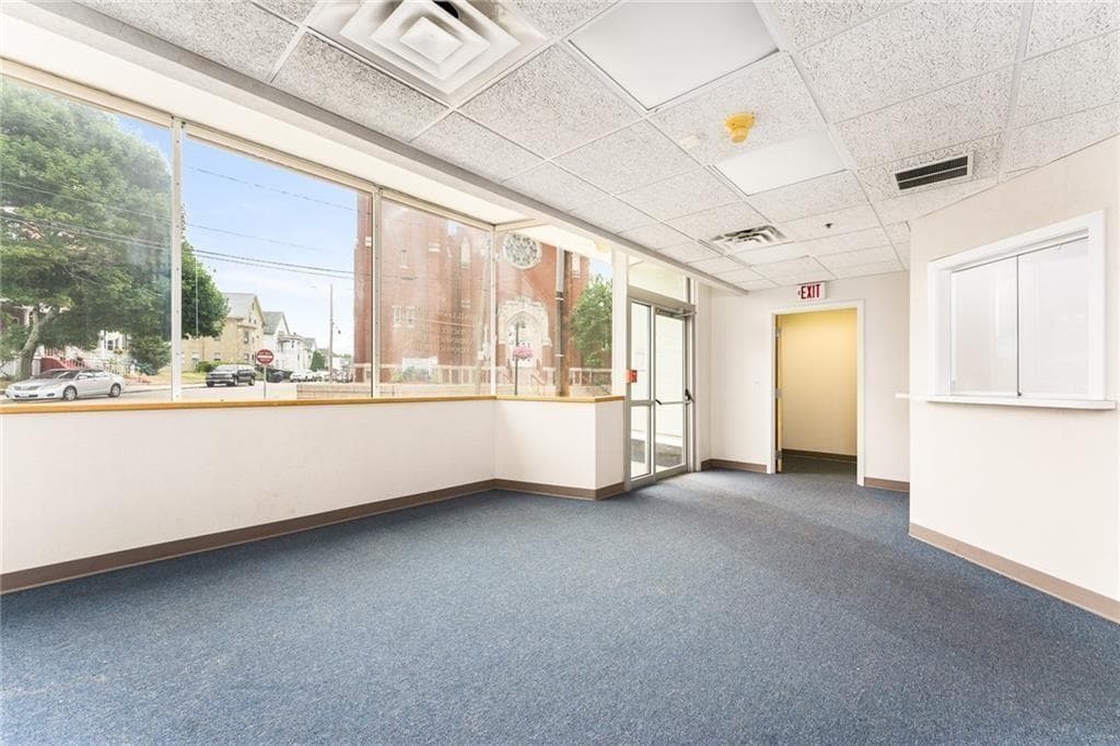 37 Washington Street UNIT 2 photo 4