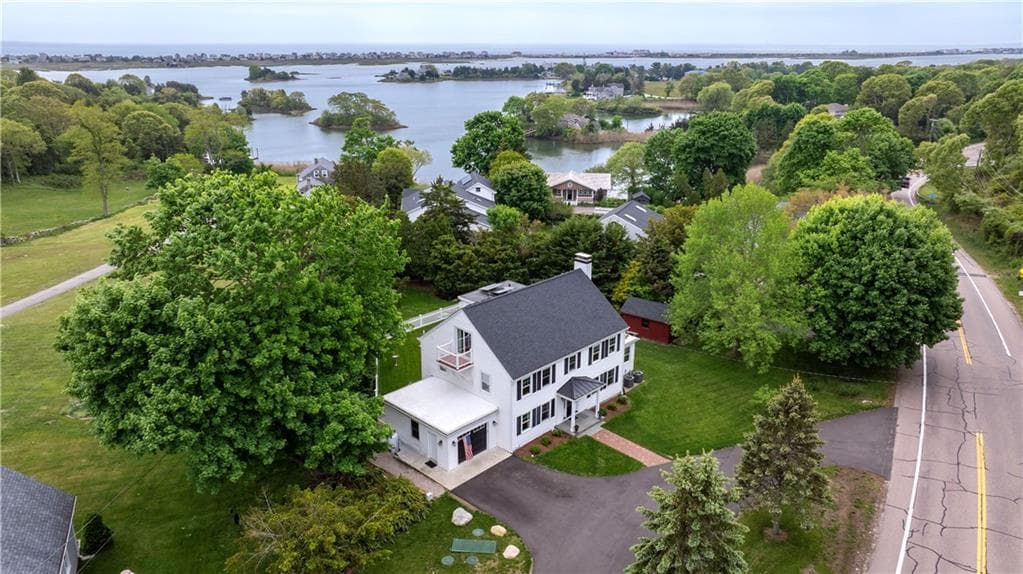 229 Shore Road photo 4