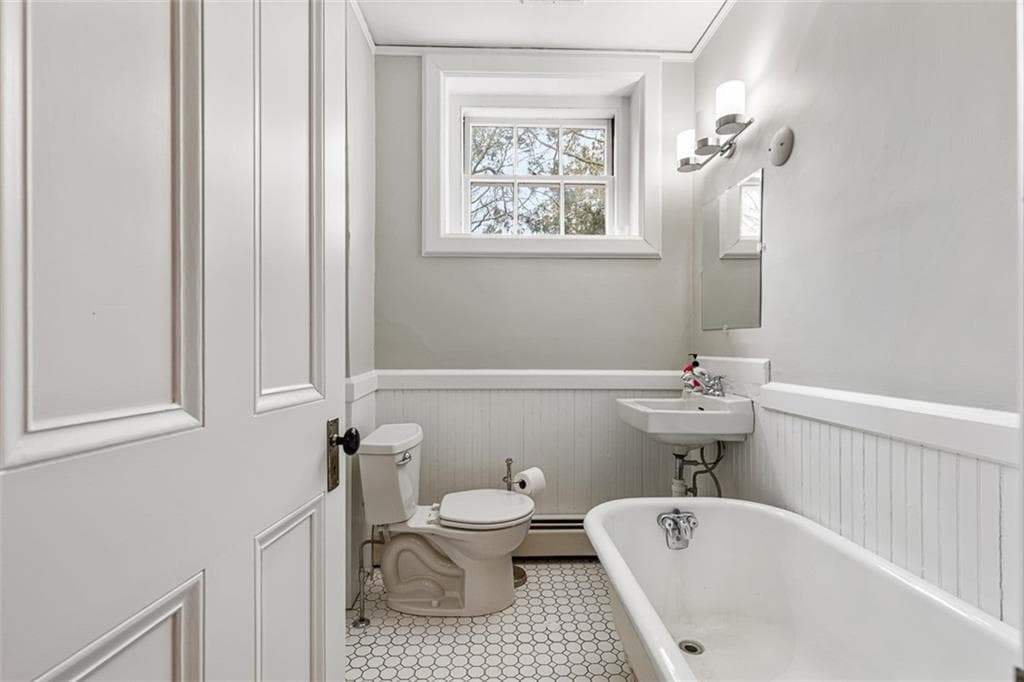 188 Blackstone Boulevard photo 42