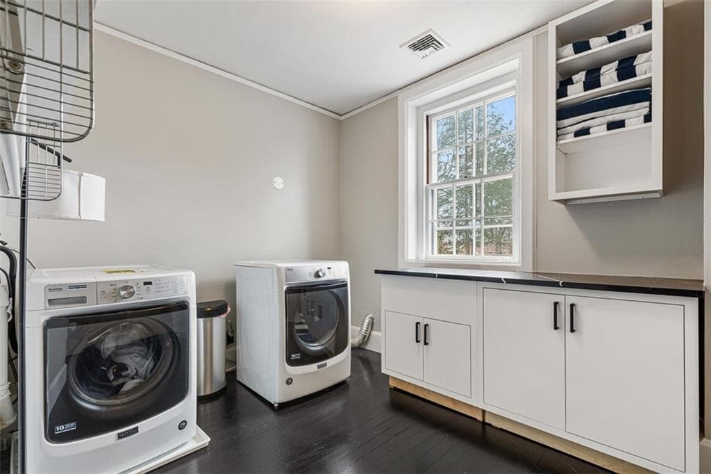 188 Blackstone Boulevard photo 43