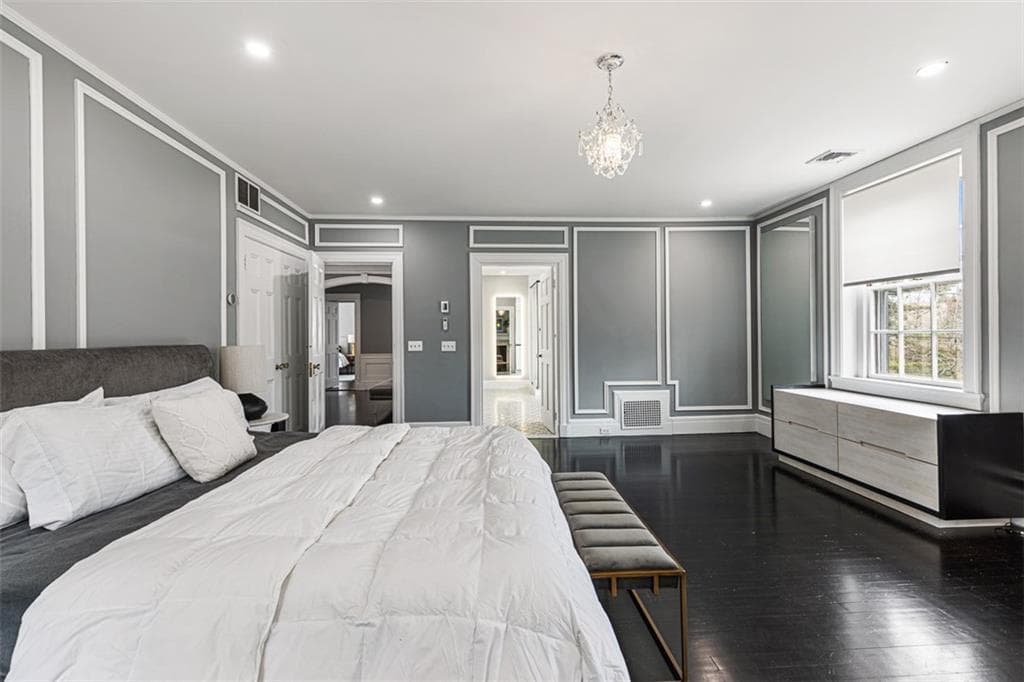 188 Blackstone Boulevard photo 30