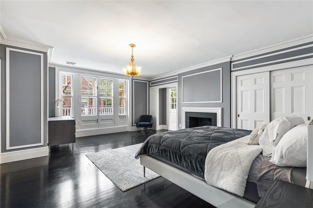 188 Blackstone Boulevard photo 34