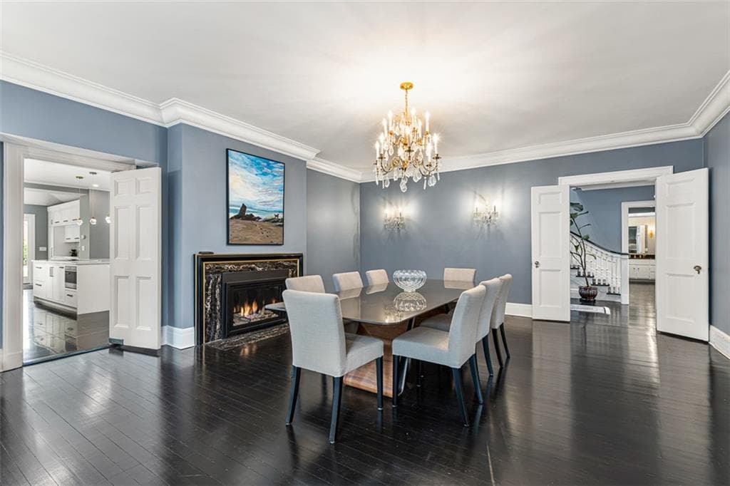 188 Blackstone Boulevard photo 15