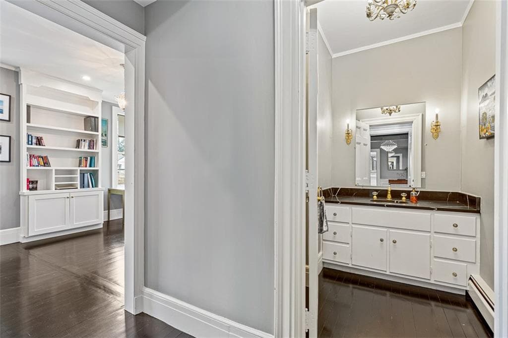 188 Blackstone Boulevard photo 25