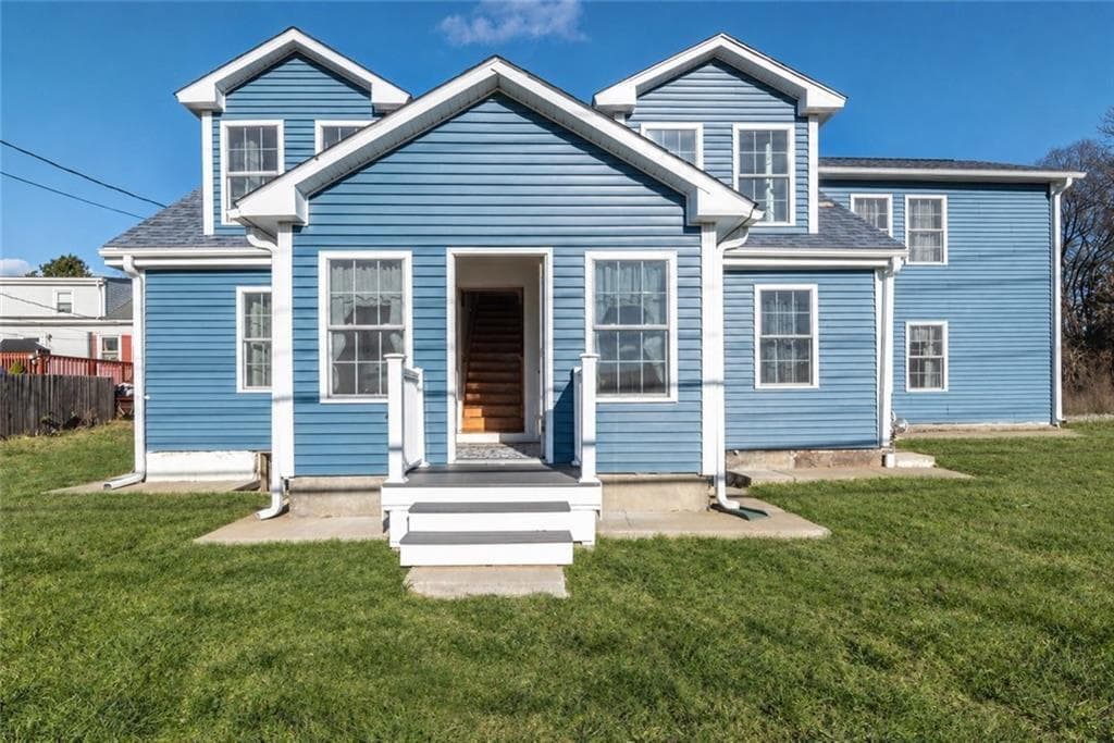 Single Family Residence at 3871 Mendon Road, Cumberland, photo 12 of 23