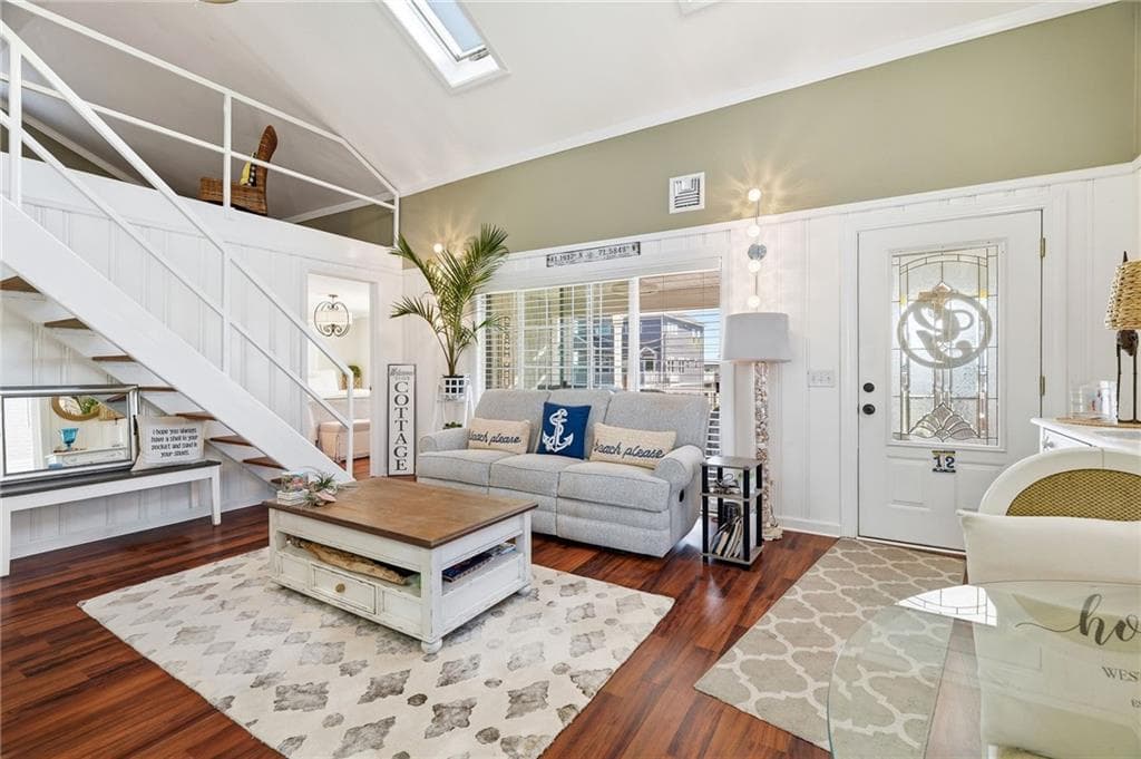 12 Montauk Avenue photo 12