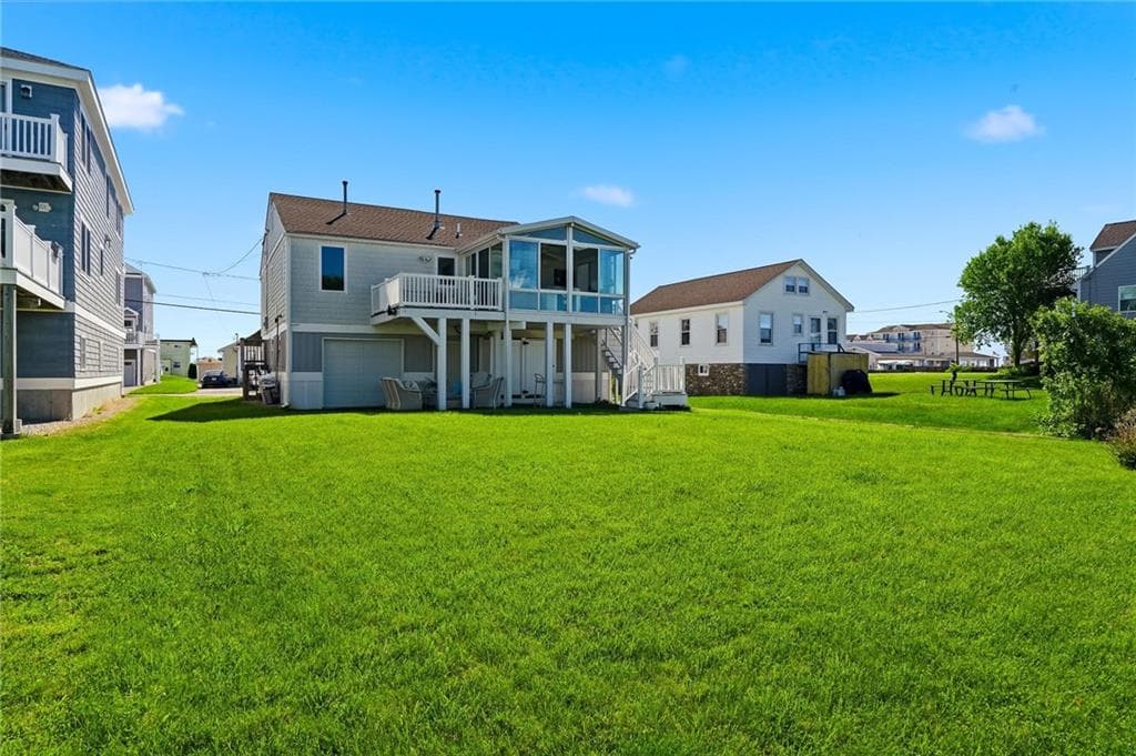 12 Montauk Avenue photo 40