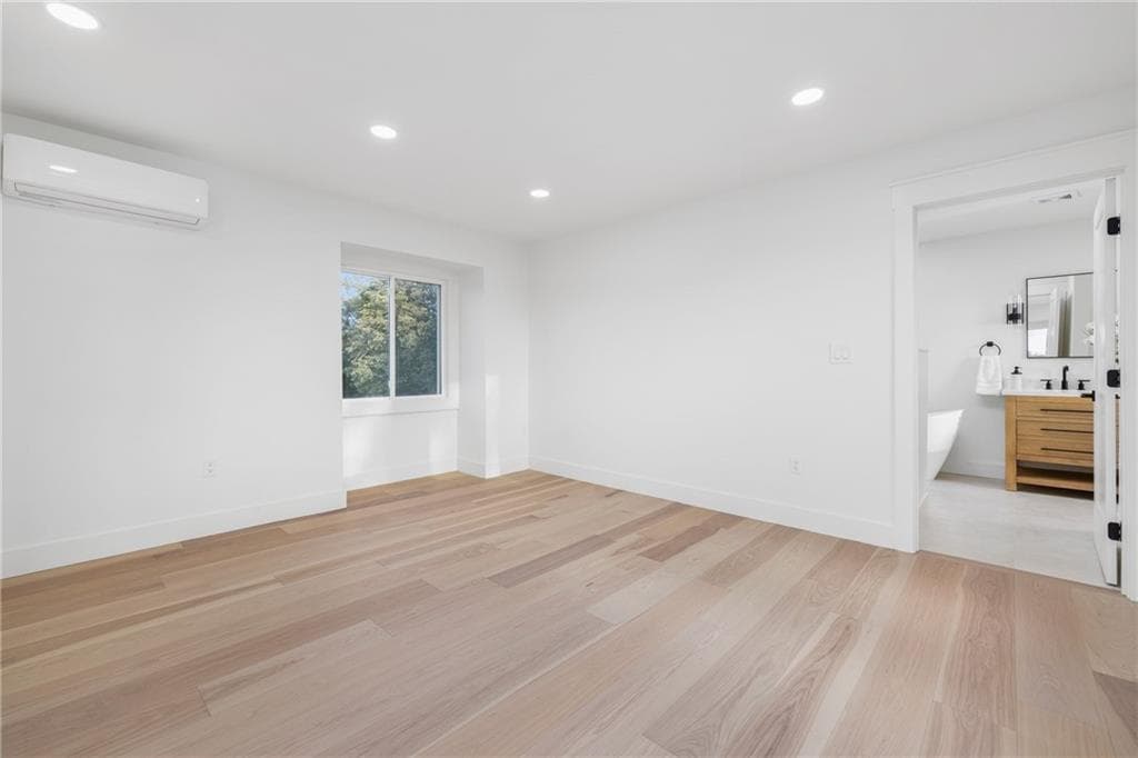 7 Sheffield Avenue photo 42