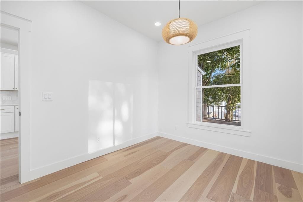 7 Sheffield Avenue photo 36
