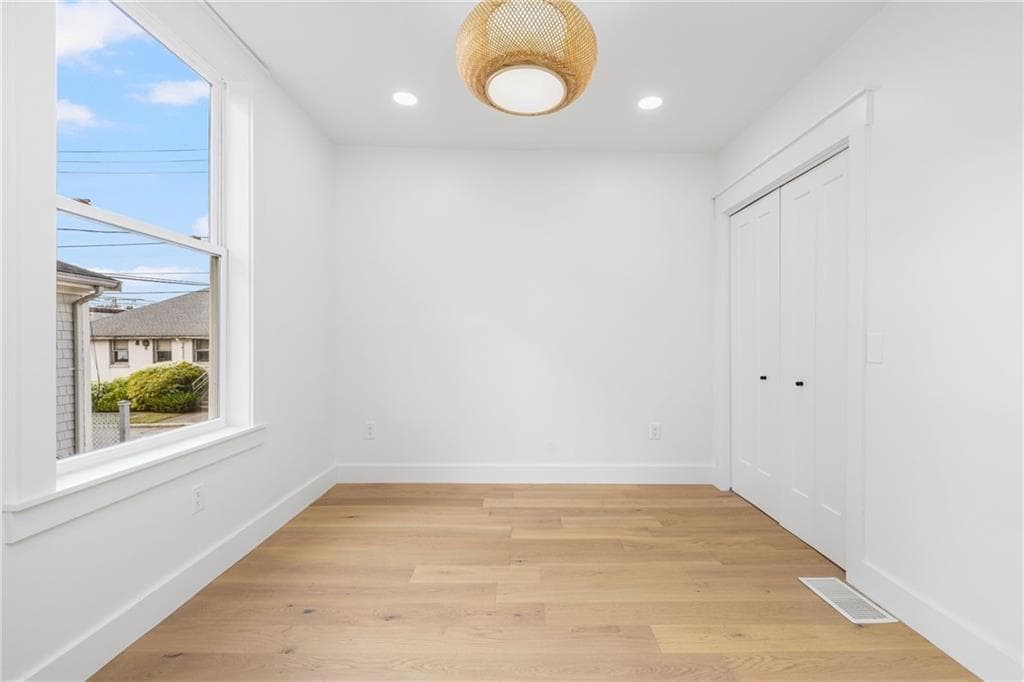 7 Sheffield Avenue photo 14