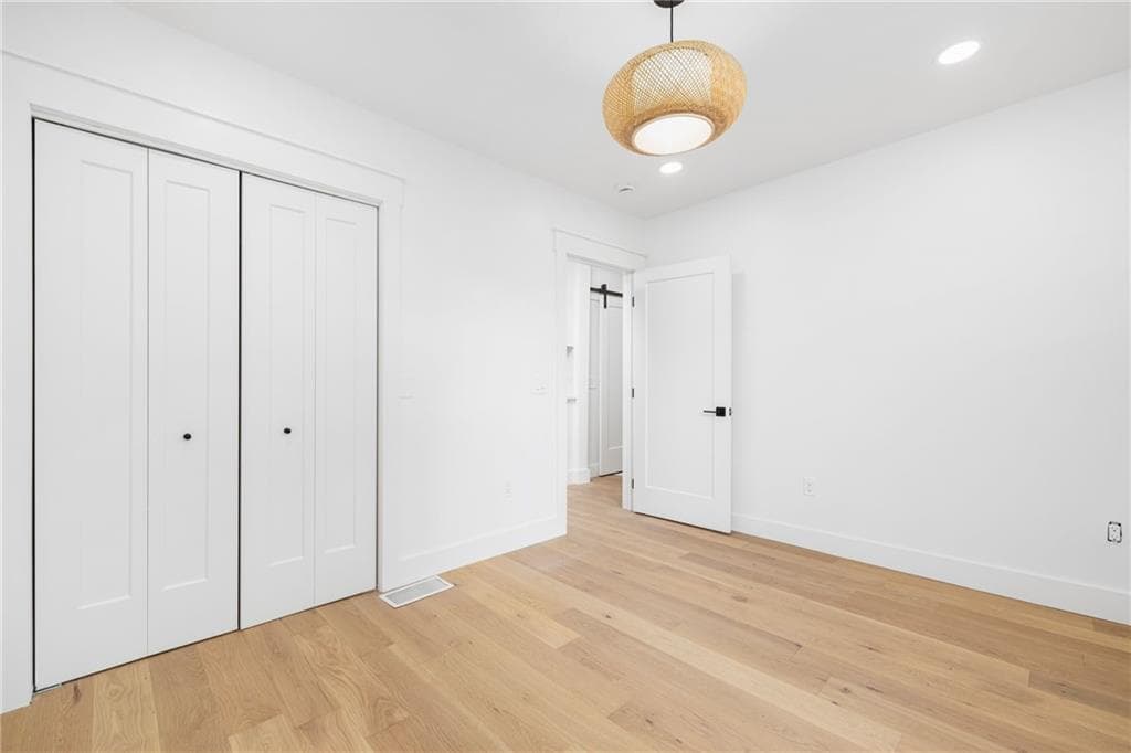 7 Sheffield Avenue photo 15