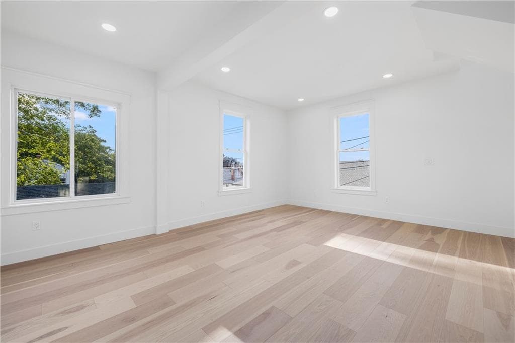 7 Sheffield Avenue photo 29