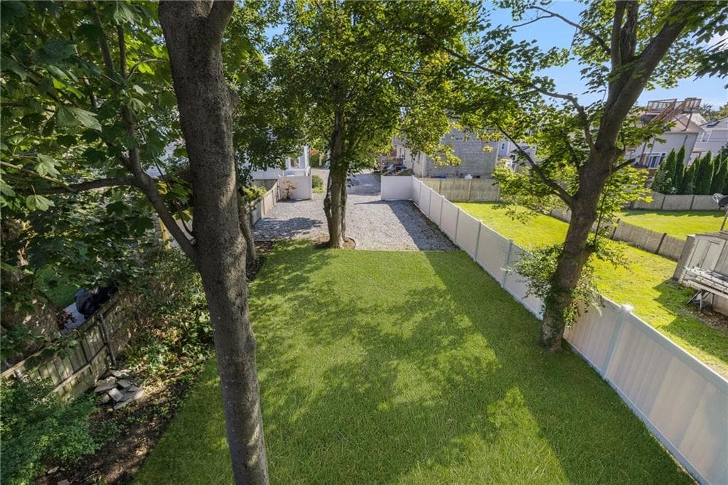 7 Sheffield Avenue photo 4