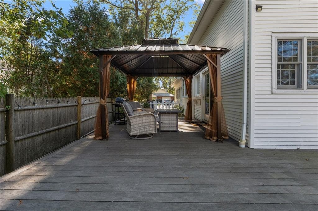 84 Hickory Drive photo 46