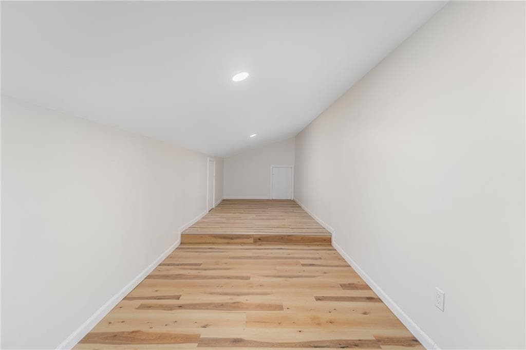 84 Hickory Drive photo 25