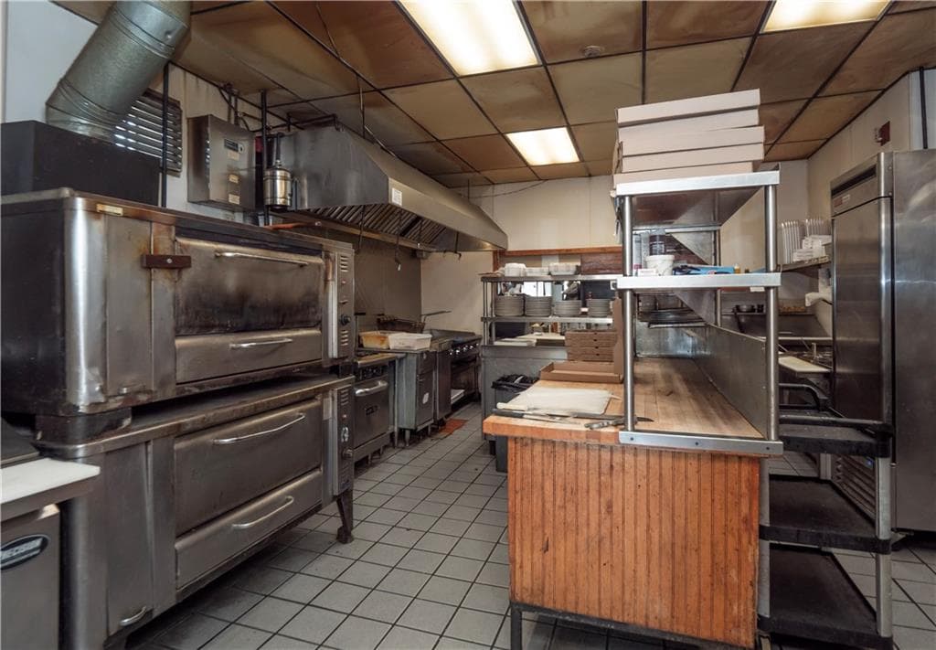 Commercial at 250 South County Trail, Exeter, photo 17 of 33