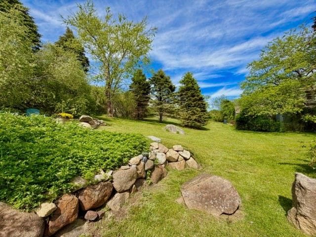 1222 Cooneymus Road photo 5