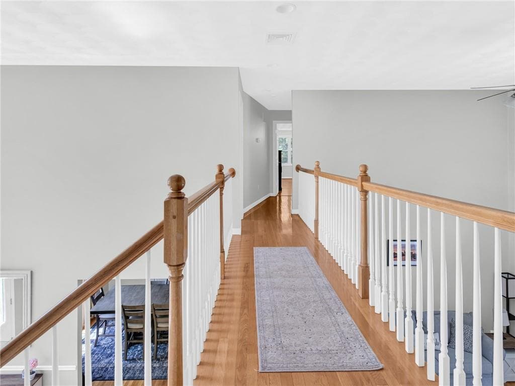 5 WEYMOUTH Lane photo 33