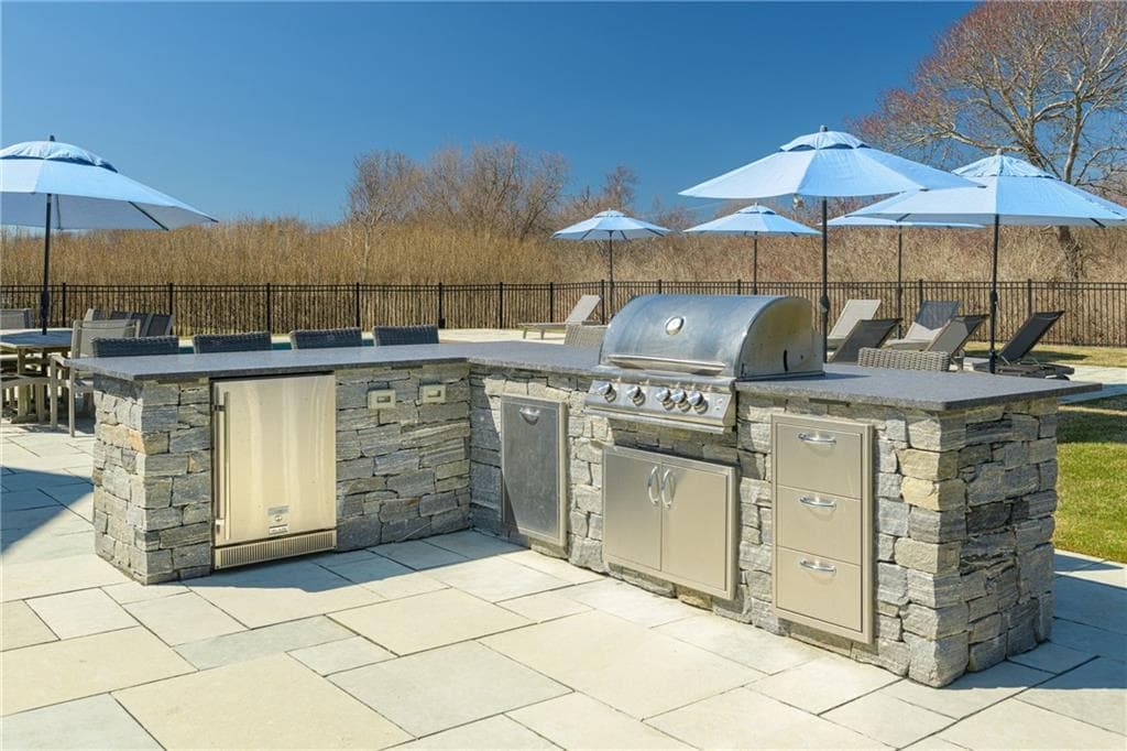 1048 Ocean Road Road photo 24