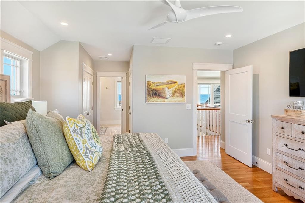 1048 Ocean Road Road photo 34