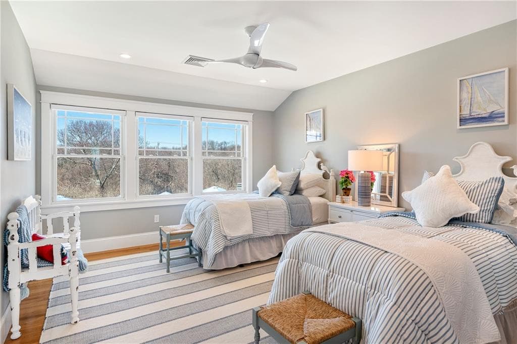 1048 Ocean Road Road photo 38
