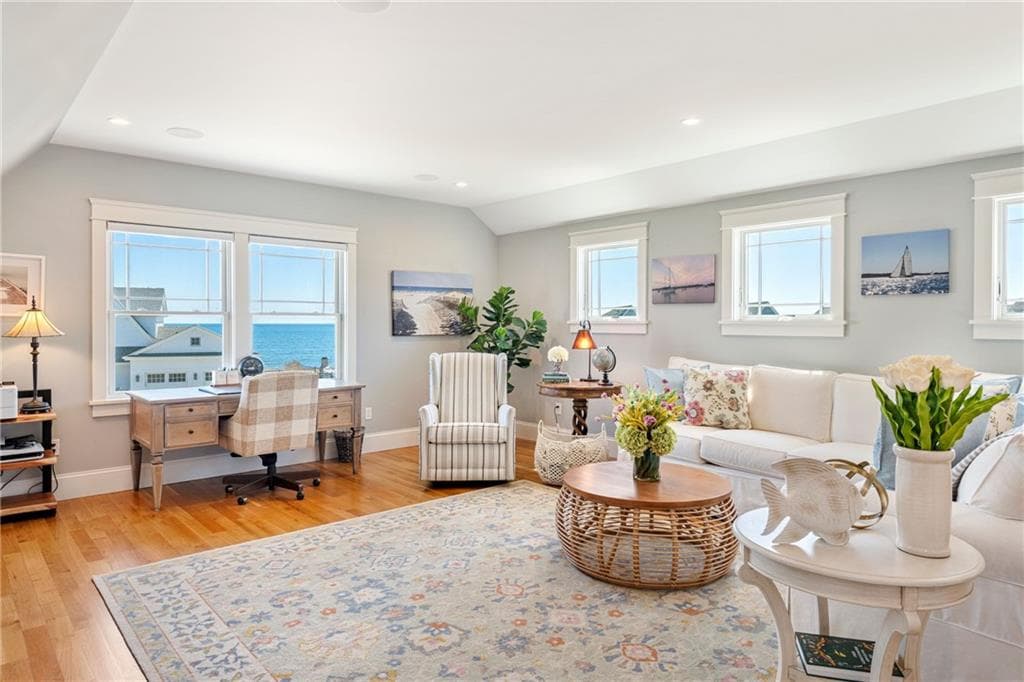 1048 Ocean Road Road photo 37