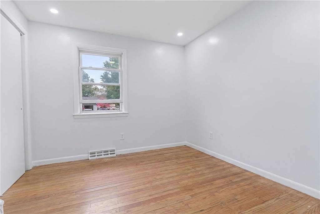Single Family Residence at 27 Douglas Circle, Smithfield, photo 9 of 20