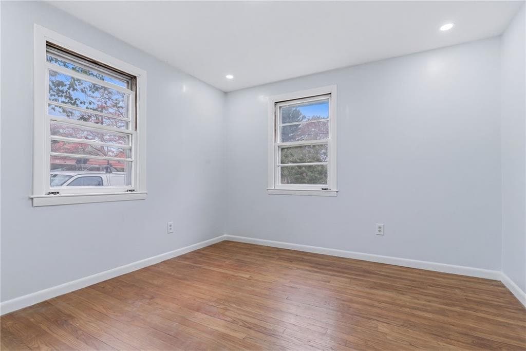 Single Family Residence at 27 Douglas Circle, Smithfield, photo 10 of 20