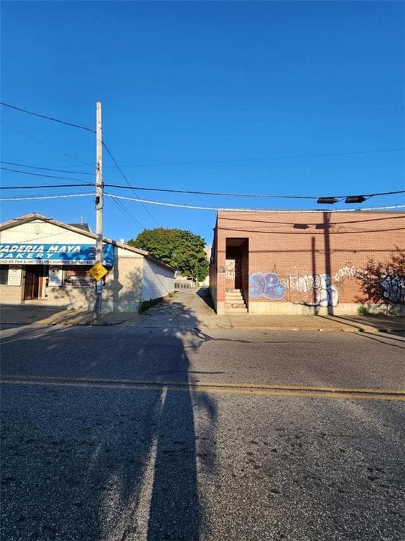 31 Delaine Street photo 6
