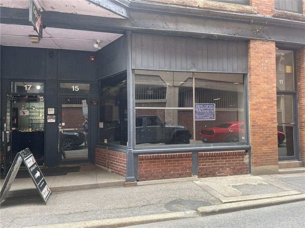 15 Peck Street