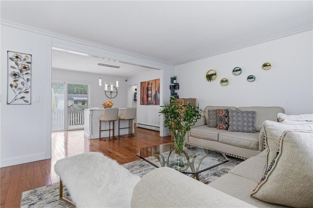 20 Stewart Street photo 11