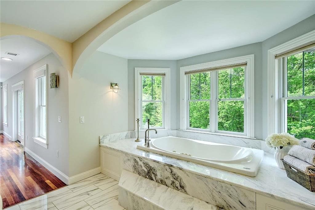 357 CONGDON Drive photo 23