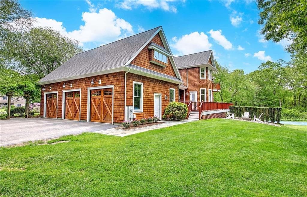357 CONGDON Drive photo 42