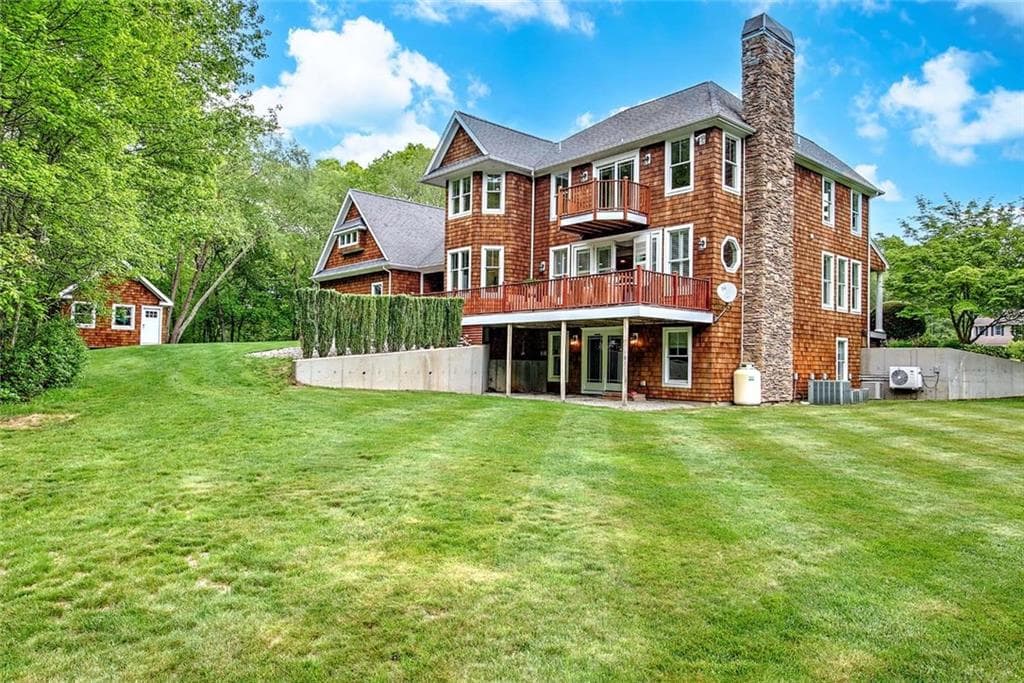 357 CONGDON Drive photo 47