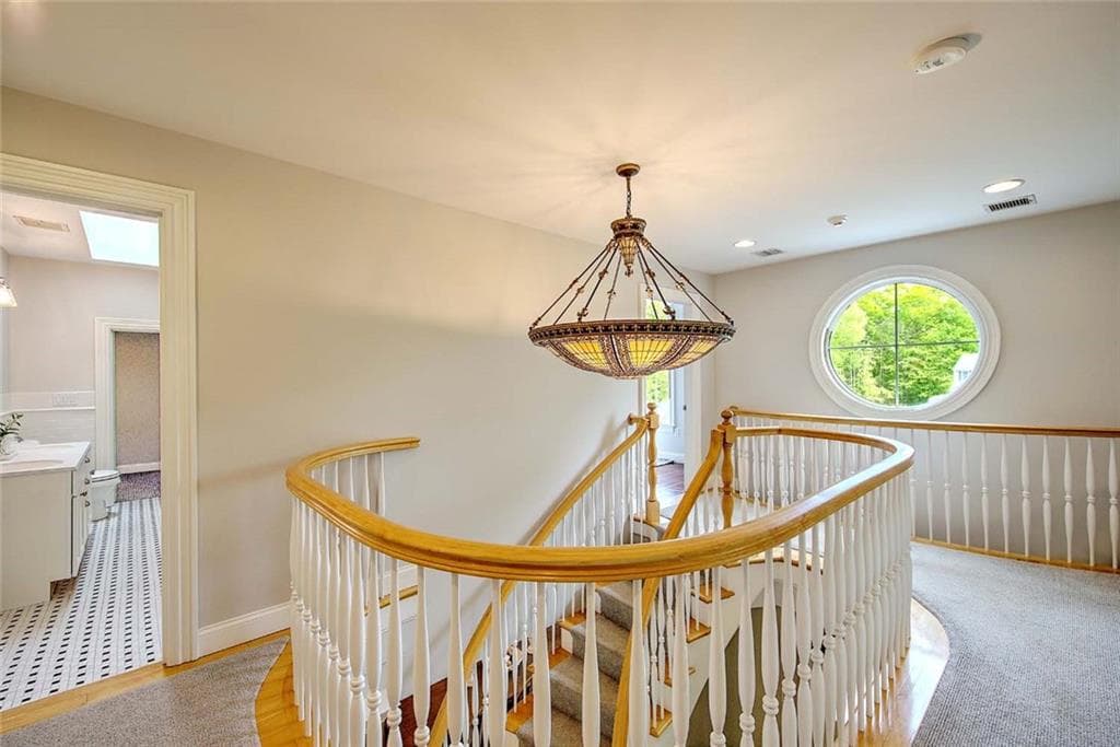 357 CONGDON Drive photo 30