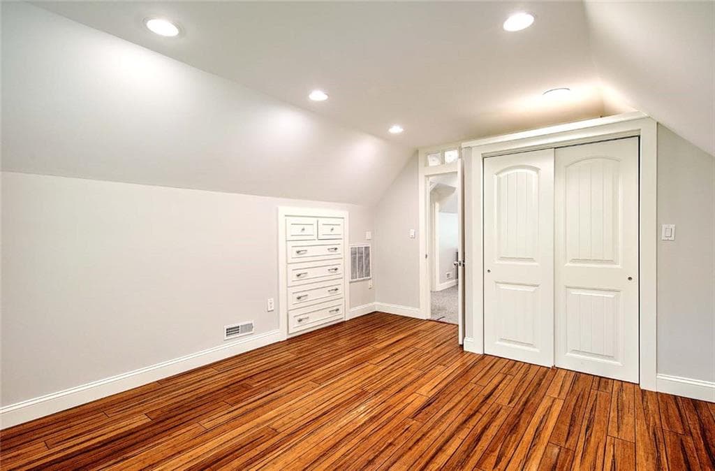 357 CONGDON Drive photo 34