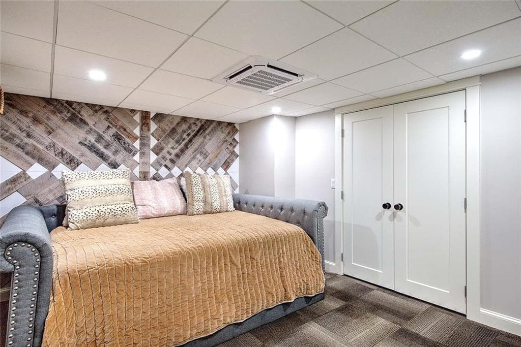 357 CONGDON Drive photo 38