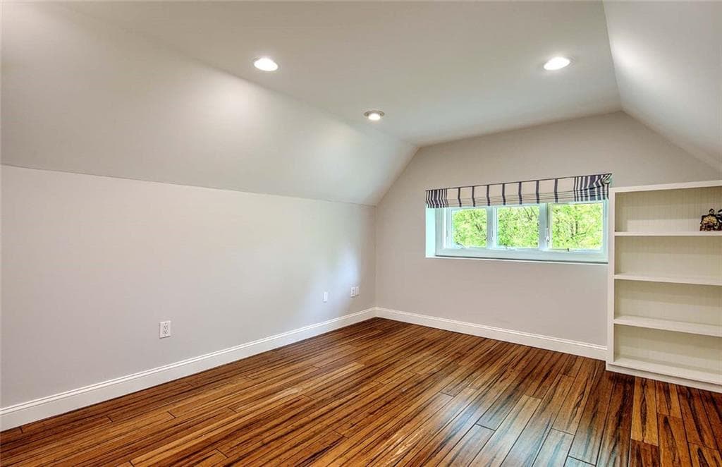 357 CONGDON Drive photo 33