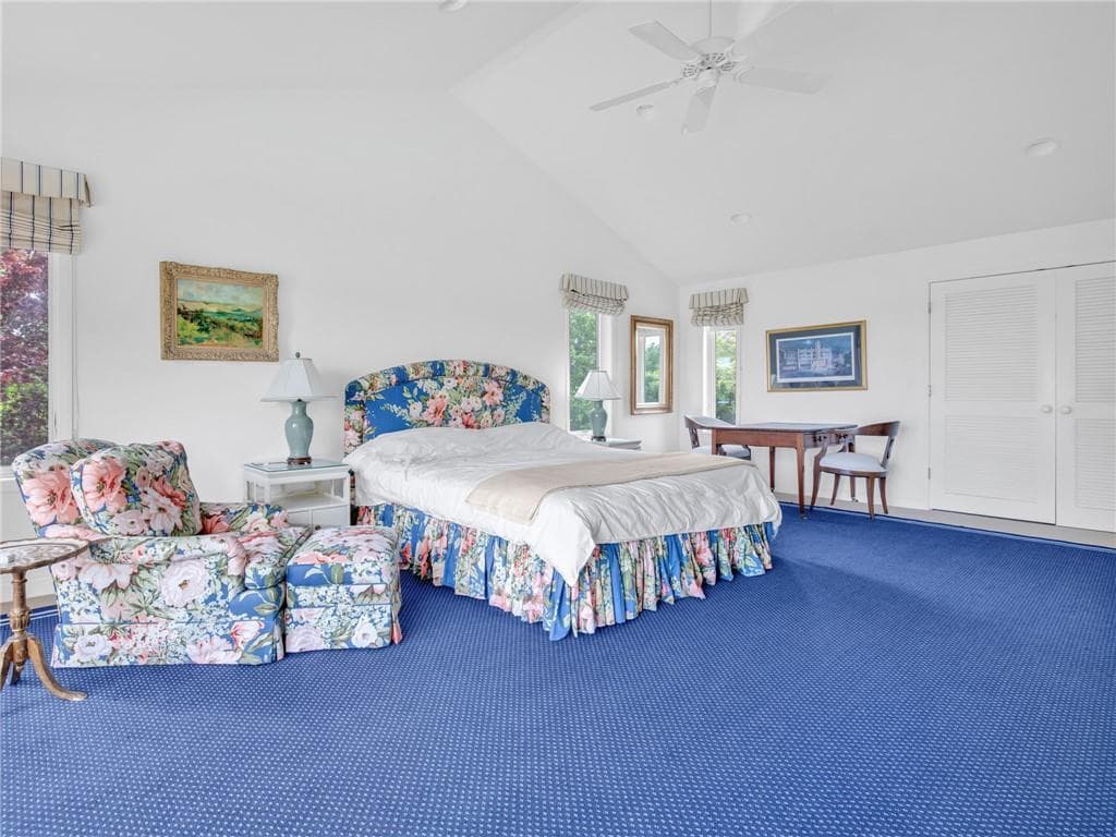 275 Boston Neck Road photo 27