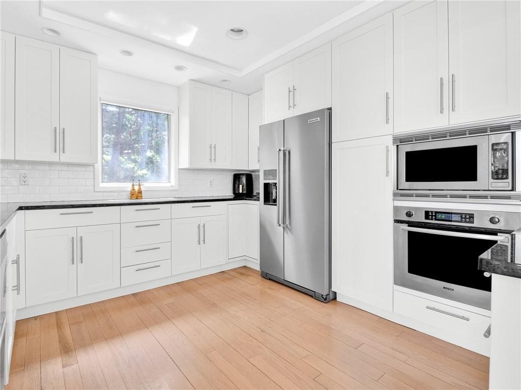 275 Boston Neck Road photo 14