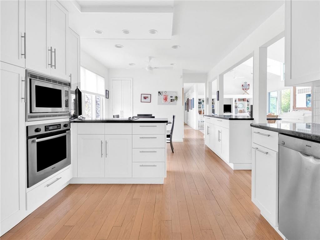 275 Boston Neck Road photo 15