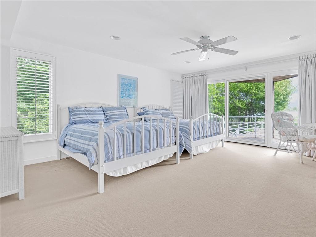 275 Boston Neck Road photo 19